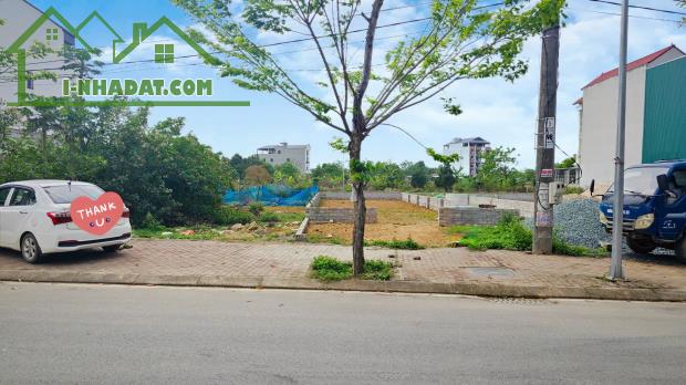 RẺ HƠN THỊ TRƯỜNG LÔ ĐẤT 200m² TÁI ĐỊNH CƯ HÒA LẠC