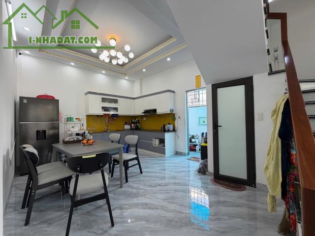 Nóng Hải phòng Bán nhà tặng nội thất  bìa chính chủ - 5