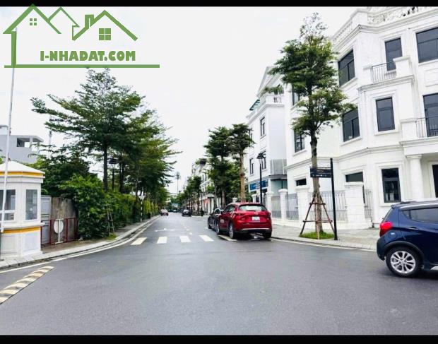 Bán Shophouse 5 tầng thô khu San Hô Vinhome Marina - 1