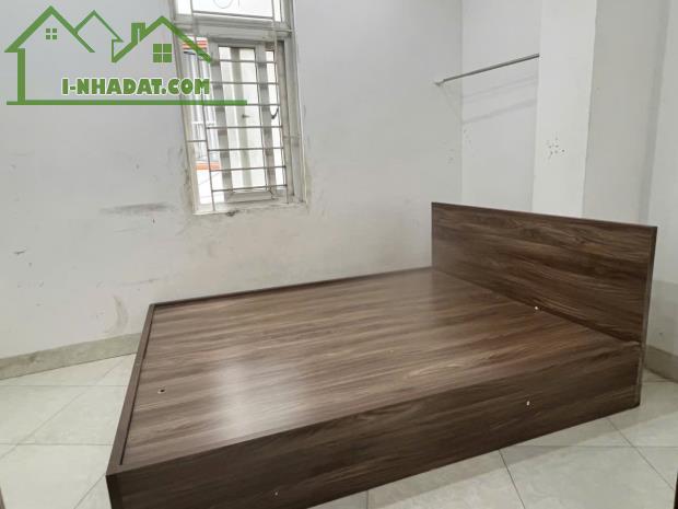 Bán Tòa căn hộ Dịch Vụ Trần Thái Tông – 323m2 – MT12m – 6 Tầng 50 Phòng Khép kín – 80 tỷ . - 1