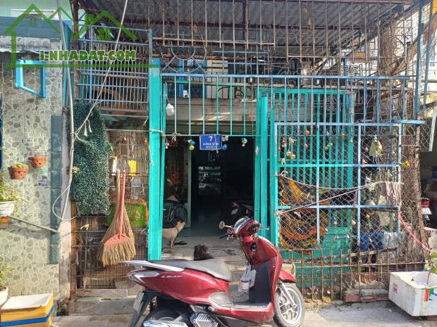 BÁN ĐẤT TẶNG NHÀ CẤP 4 – GIÁ TỐT