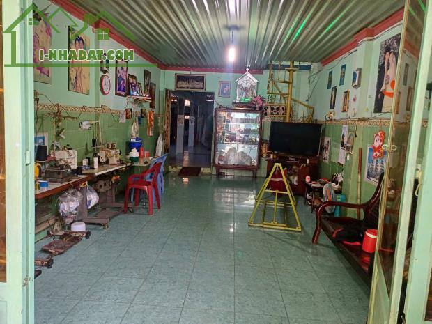 BÁN ĐẤT TẶNG NHÀ CẤP 4 – GIÁ TỐT - 1