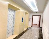 Bán Tòa nhà căn hộ Phường DỊch Vọng Hậu - 300m2 – Mặt tiền 17m – 9 tầng – 105 tỷ .