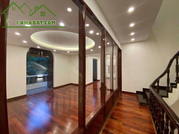 Bán Biệt thự Nguyễn Văn Lộc, Mỗ Lao 145m2, 8.8m mặt tiền, Giá 45 tỷ nhỏ + - 3