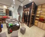 Hiếm phố Cát Linh 50m2, 6T thang máy 2 thoáng, MT4m giá 13.8 tỷ trung tâm Đống Đa