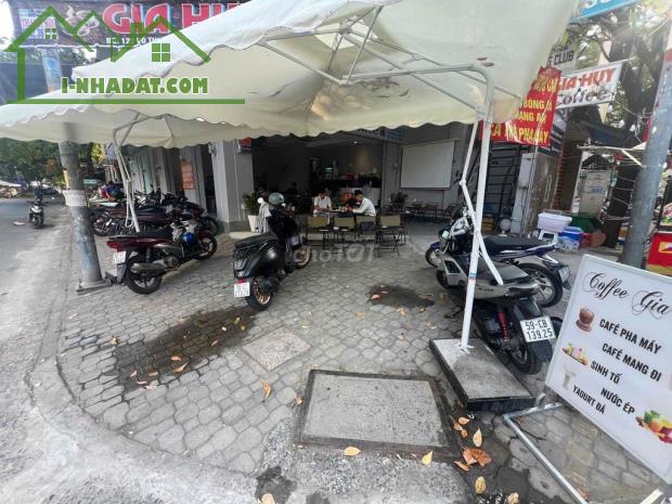 Cho thuê mặt bằng vỉa hè góc Võ Thị Nhờ ,Tân Thuận Đông Quận 7 TPHCM