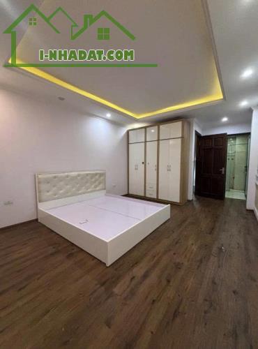 CHÍNH CHỦ TRỐNG 1 PHÒNG TẦNG 3 CẦN CHO THUÊ TẠI 66/35 HỒ TÙNG MẬU - CẦU GIẤY - HÀ NỘI - 1