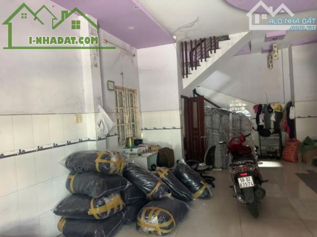 Nhà MTKD đường Đặng Minh Trứ Tân Bình DT khủng 6.5mx11m 4 tầng giá chỉ 12 Tỷ - 1