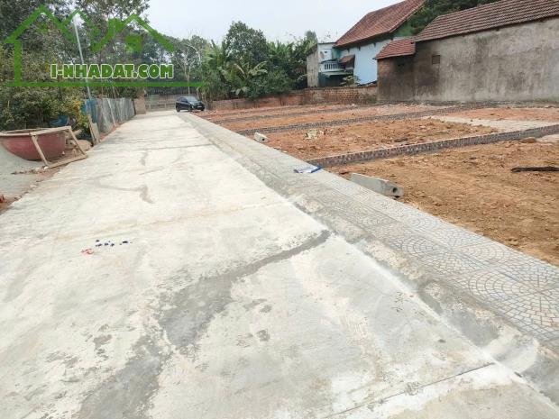 Bán gấp lô đất đẹp TDP Đông Hưng, Đồng Tâm DT90,1m MT7,8m sát hồ điều hoà sẵn sổ 2,05 tỷ