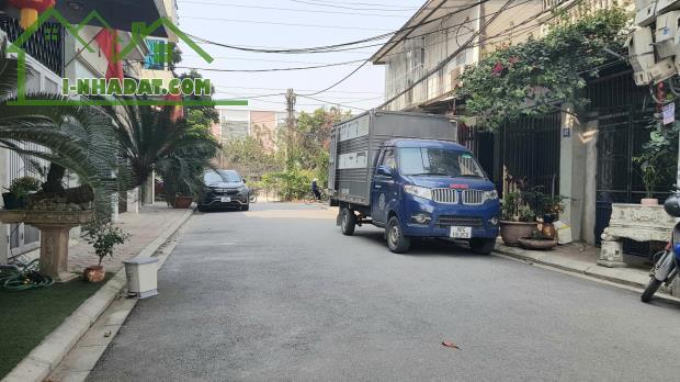 Nhà phân lô Cổ Bi 120m² – mặt tiền 7m, ô tô tránh, có dòng tiền