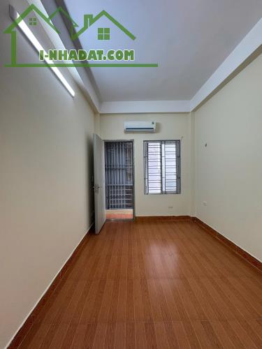 Cho thuê phòng khép kín tại ngõ 48 Nguyễn Khánh Toàn, Nghĩa Đô, Hà Nội - 2