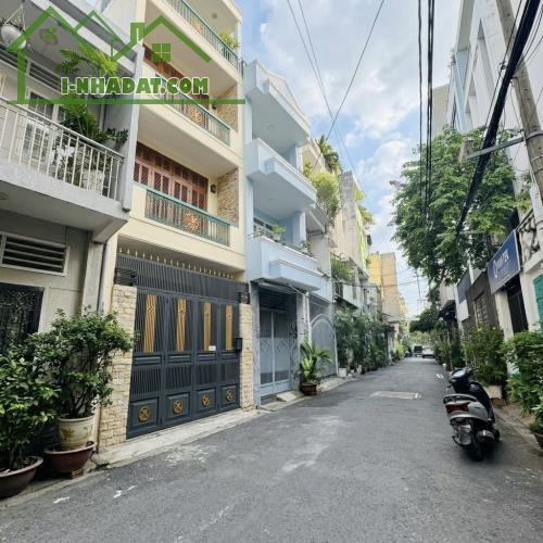 ĐẦU NÃO CỦA PHÚ NHUẬN - Toà nhà 4 tấm x 80m2 - làm VP trụ sở công ty - CHDV siêu đỉnh. - 1
