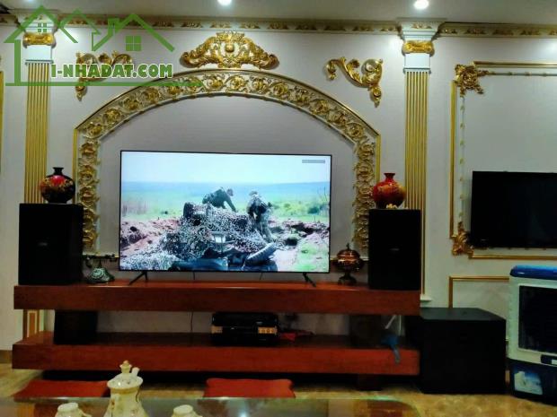 Nhỉnh 8 tỷ nhà 7 tầng mặt phố kinh doanh tại Cam Thượng Ba vì  Hà Nội - 3
