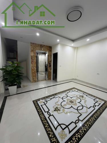 Bán nhà đẹp mới xây ở ngõ 252 Ngọc Thụy (Long Biên)