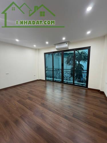 Bán nhà đẹp mới xây ở ngõ 252 Ngọc Thụy (Long Biên) - 2