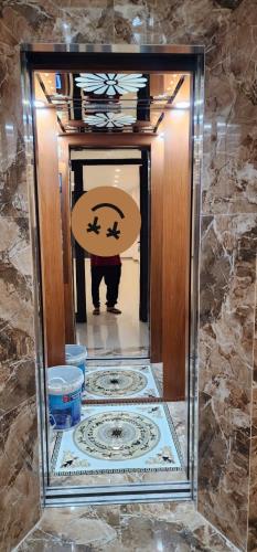 Cho thuê nhà Mạc Thái Tổ, Cầu Giấy 55M x 7T CÓ HẦM, THANG MÁY, PCCC giá 50TR - 2