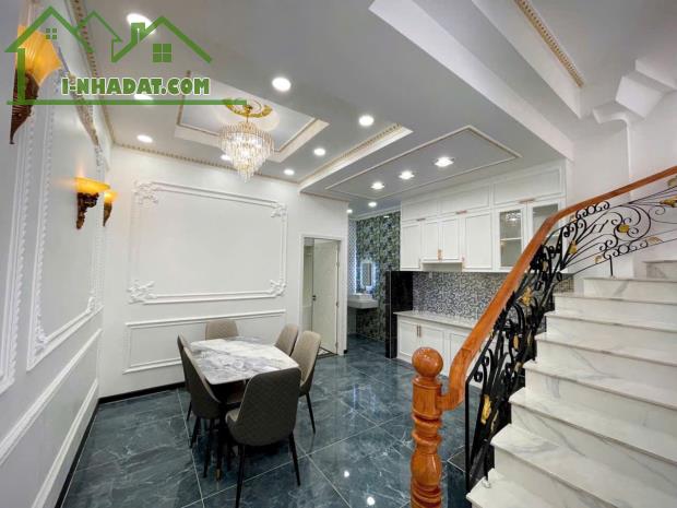 NHÀ LẦU TÂN CỔ ĐIỂN HẺM XE HƠI- KP MỸ HƯNG - P. MỸ PHONG. Cách Quảng trường chưa đến 1Km. - 4