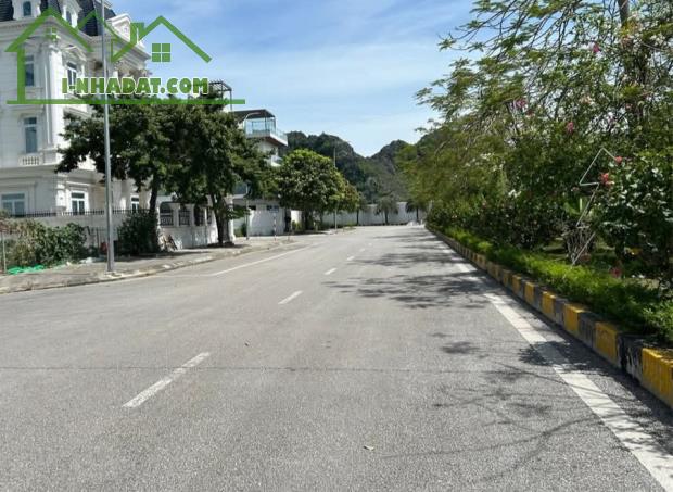 29,9 tỷ  CẦN BÁN ĐẤT 284M LÔ GÓC KĐT XUÂN THÀNH / 0912.547.205