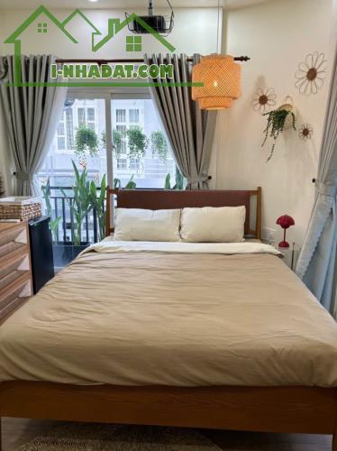 TIỀM NĂNG LỚN-45M2-BÁN NHÀ HẺM XE TẢI THÔNG HUỲNH VĂN BÁNH PHÚ NHUẬN-SÁT MẶT TIỀN