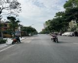 BÁN BIỆT THỰ VIỆT HƯNG 200M2- 3 TẦNG THÔ- MẶT TIỀN 10M- 75 TỶ