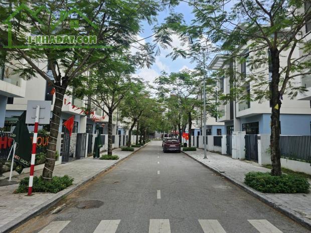 Bán Biệt Thự Văn Khê giá tốt nhất khu vực,