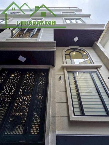 NH.À B.Á.N PHỐ TRẦN NGUYÊN HÃN GIAO HOÀNG MINH THẢO 76M2X4T MT 4.1M GI.Á 9.5 TỶ  K.INH D.O
