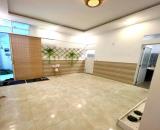Cho thuê tầng 2 của Tòa Dương Hiến Quyền, Bắc Nha Trang , có 2 phòng ngủ, giá chỉ 10 triệu