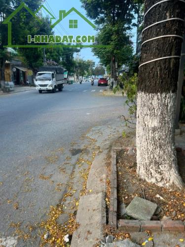 Nhà 3 tầng kiên cố – lô góc cực đẹp - 4