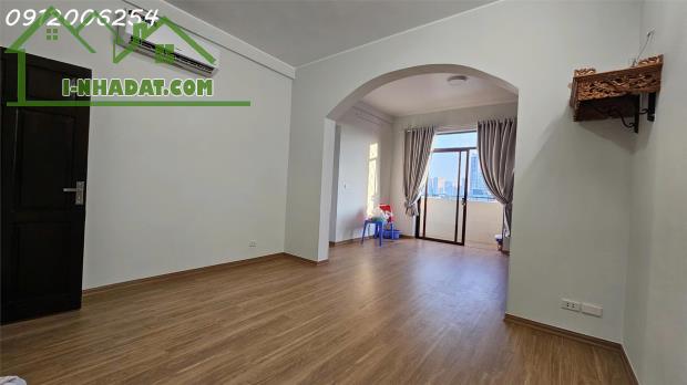CHÍNH CHỦ CHO THUÊ CĂN HỘ 85M2 MỚI TINH – 165 CẦU GIẤY (TÒA SÔNG ĐÀ)