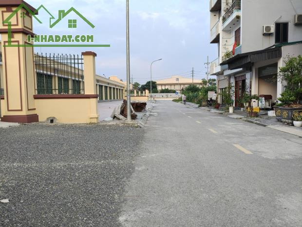 Đất Nguyên Khê ko còn lô thứ 2 như này.
73m2, mt5.4m, ô tô tránh ô tô, TĐC Nguyên Khê, - 4