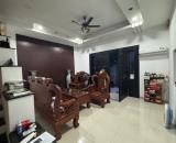 Nhà đẹp vị trí thoáng mát hem rộng