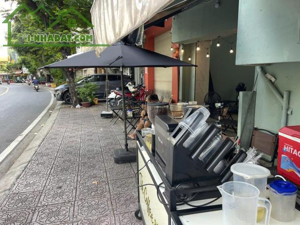 Quận 3 ! QUÁN CAFE MT TRƯỜNG SA ĐẸP LẮM – VỈA HÈ 9m NGANG, Thuê MB rẻ 3 lầu có 5 phòng - 3