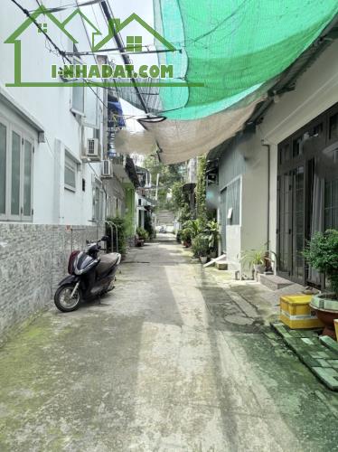 4.XT-BÁN NHÀ SÁT HẺM XE HƠI THÔNG-45M2-GIÁP Q3-TRẦN HUY LIỆU - 1