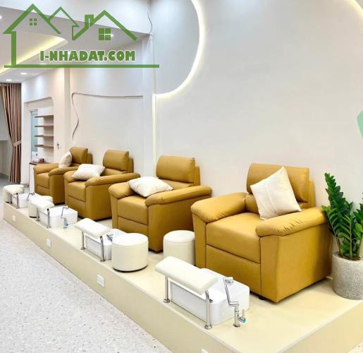 cần sang gấp mặt bằng vị trí siêu đẹp - 4