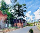 Cần bán gấp lô đất mặt tiền gần trụ sở công an phường Xuân Trường, giá 6,2 tỷ