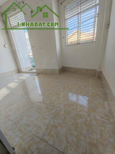 13. nhà 3,5 triệu 2 góc mặt tiền gần bệnh viện Phụ Sản Cần Thơ
