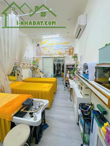 cần sang gấp mặt bằng vị trí siêu đẹp - 2