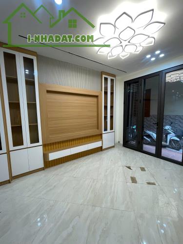 Trung tâm phố cổ Hà Đông – nhà mới đẹp – 40 m x 4 tầng – quanh 8 tỷ