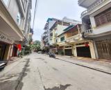 AN CƯ ĐỈNH MẠC THÁI TỔ- 30M RA PHỐ- NGÕ THÔNG- 7 NGỦ- 2 THOÁNG SÁNG- NHÀ ĐẸP- Ở NGAY.