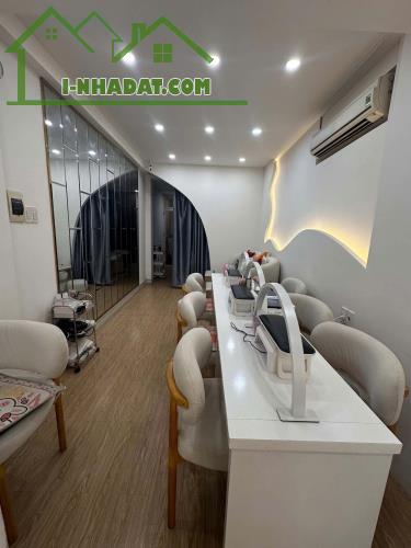 cần sang gấp mặt bằng vị trí siêu đẹp - 3