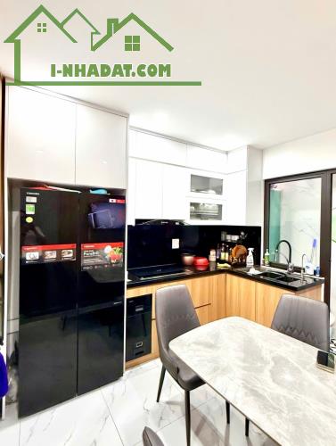 3 MẶT THOÁNG, Bán nhà Nguyễn Chính Hoàng Mai, 50m2, 5T, MT 3.9m, giá 15.9 tỷ, ô tô vào nhà - 2