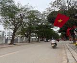 CẦN BÁN ĐẤT TRUNG TÂM PHÚ THƯỢNG - TÂY HỒ - NGÕ THÔNG Ô TÔ