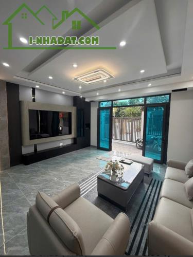 NHÀ 3 TẦNG, MT 5,3M, FULL NỘI THẤT TRUNG TÂM AN DƯƠNG - 1
