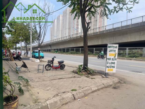 📌Đông Trù ĐÔNG HỘI CŨ- DA-HN  📌Diện tích 60m2 full thổ cư,   mặt tiền vuông vắn 4.1m.  D - 4