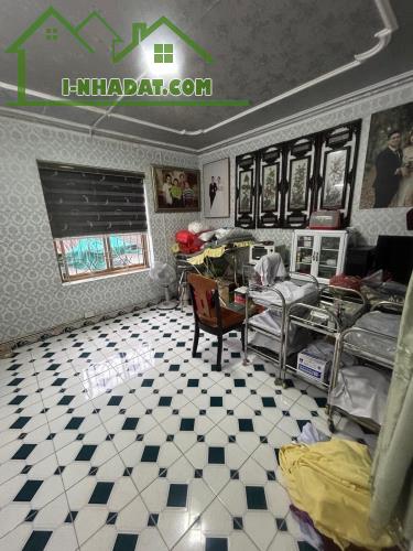 TRẦN NGUYÊN HÃN – PHÂN LÔ CÁN BỘ – Ô TÔ TRÁNH