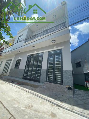 📣📣 Bán nhà 1 Trệt 1 lầu 78m2 SHR thổ cư (P. Quyết Thắng) chỉ 2,8 tỉ