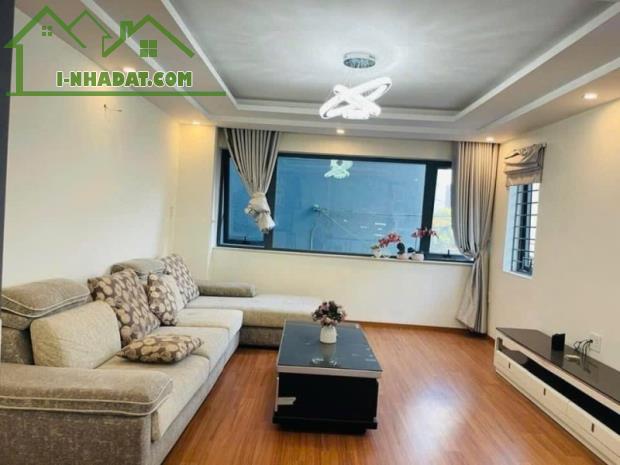 # Góc Kiệt Ô tô Đậu, Nguyễn Hữu Thọ 40m2, 5 tầng, 5.3 tỷ - 2