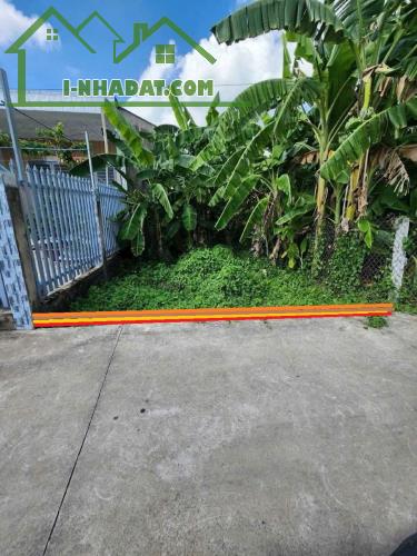 LÔ ĐẤT ĐƯỜNG XE 7 Chỗ. Ấp 5, P Đạo Thạnh. Rộng 129m2. Giá chưa đến 800tr. - 2