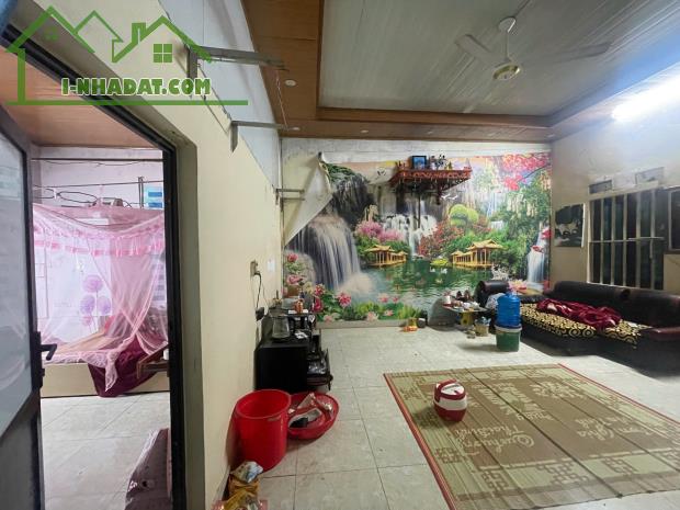 BÁN LÔ GÓC 2 MẶT TIỀN – SÁT KCN YÊN QUANG – GIÁ RẺ - 1