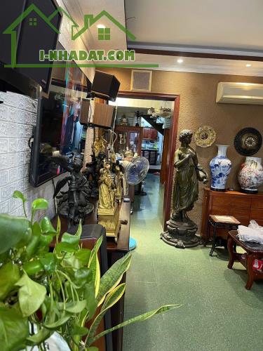 SIÊU PHẨM NHÀ MẶT ĐƯỜNG HAI BÀ TRƯNG -CÁT DÀI -LÊ CHÂN HẢI PHÒNG - 1